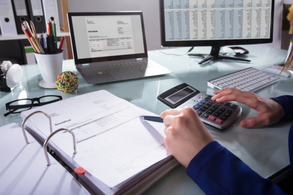 accountant doing work